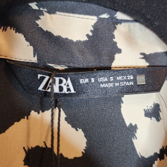 NWT Zara Satin Long Sleeve Button Down Top Leopard Cheetah Black Ivory Small - Picture 7 of 16